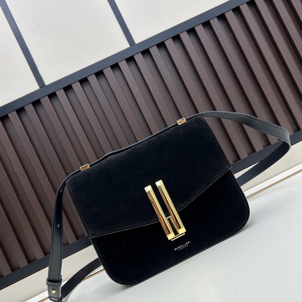 DEMELLIER The Vancouver Leather Shoulder bag NWT